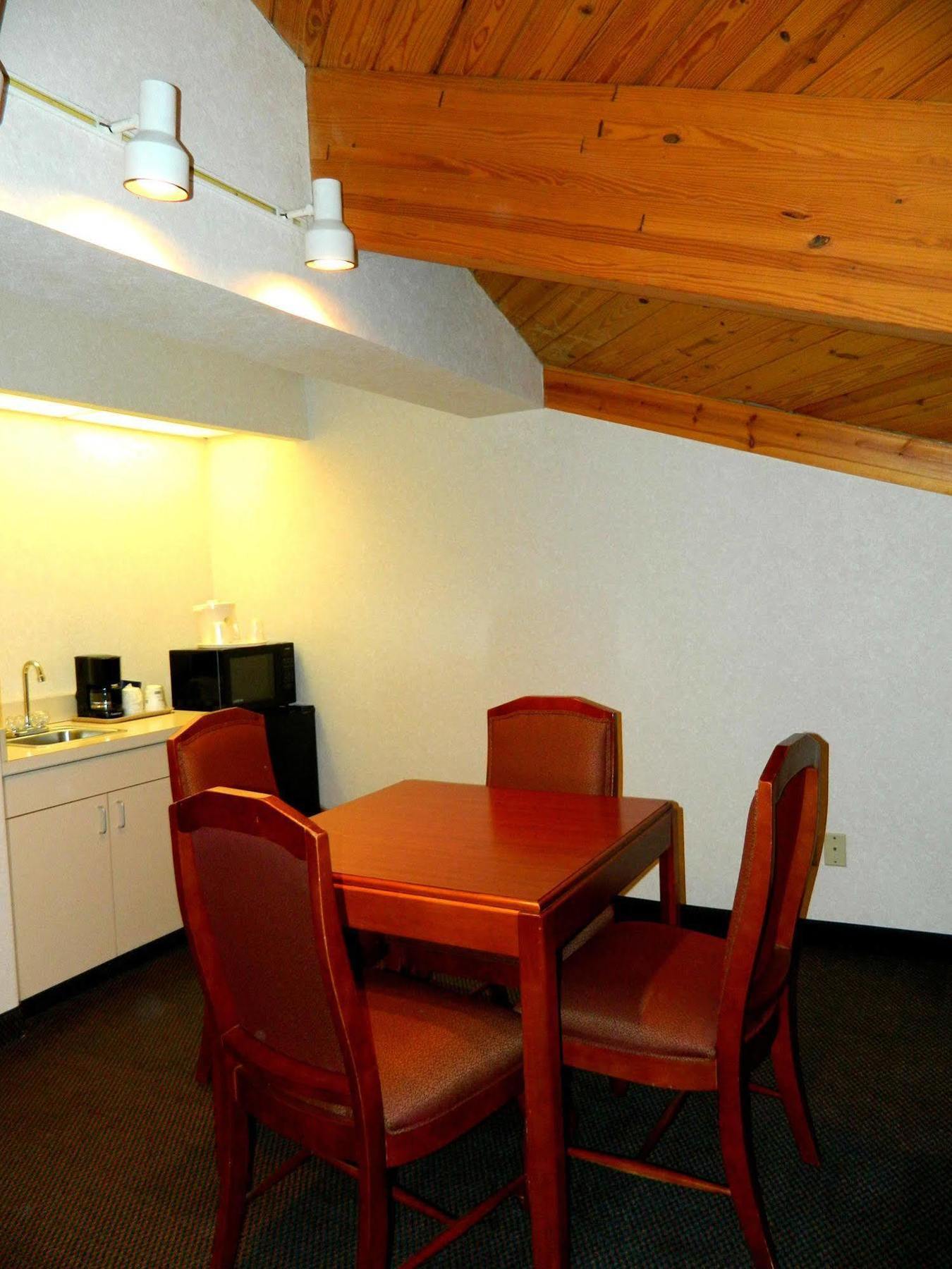 Park Inn By Radisson Grove City Εξωτερικό φωτογραφία